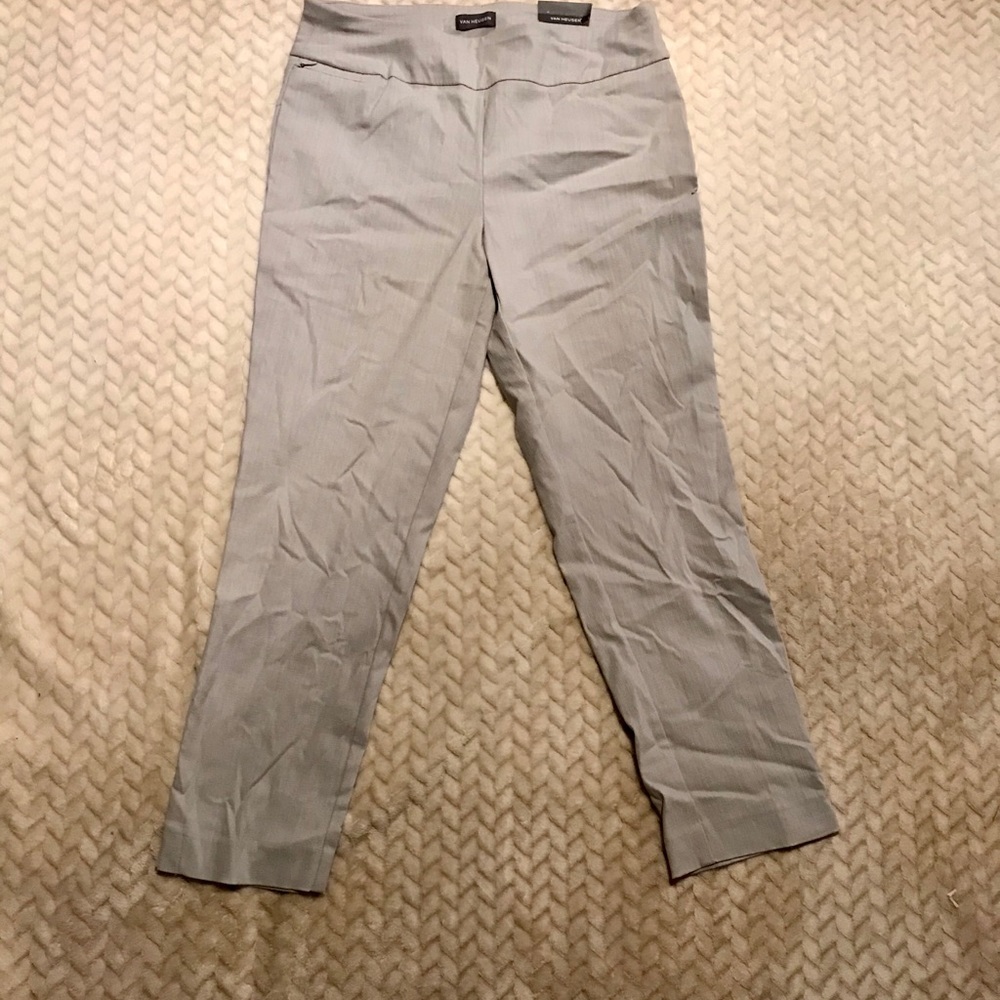NWT. Van Heusen slim fit pull on work pant